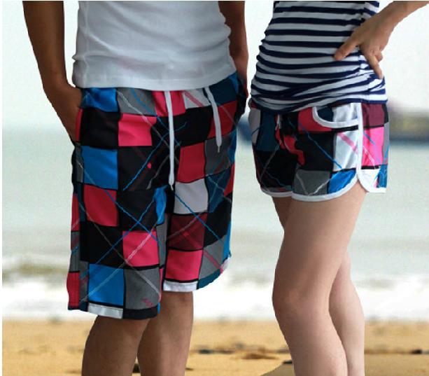 Free shipping NEW Summer High quality New Men's And Women Sports Fitness Leisure Beach Shorts Lover Beach Trip Pants Grid 098756