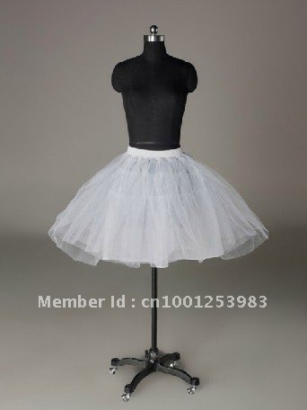 Free shipping Newest Gorgeous exquisite Homecoming Dresses petticoat crinoline Bridal Accessories