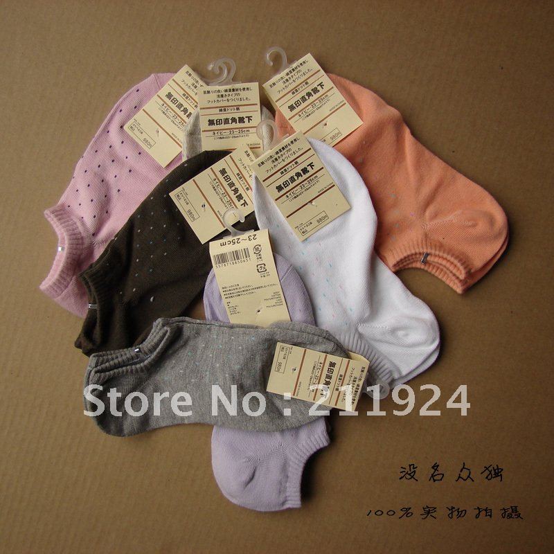 Free shipping of CNRAM high quality a trirectangular  small fresh candy color cotton socks