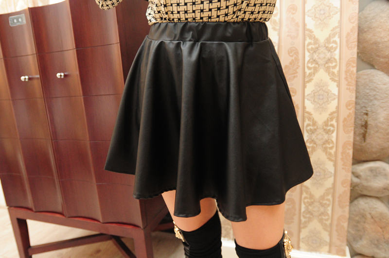 free shipping Orange fashion elegant elastic waist PU expansion skirt short skirt leather skirt bust skirt 5142