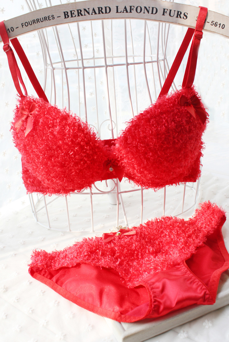 free shipping push up Teddy plush velvet autumn and winter furry princess push up bra set 3 breasted red for women