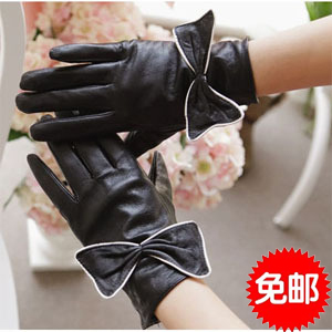Free shipping R4199 autumn and winter women's black leather finger gloves
