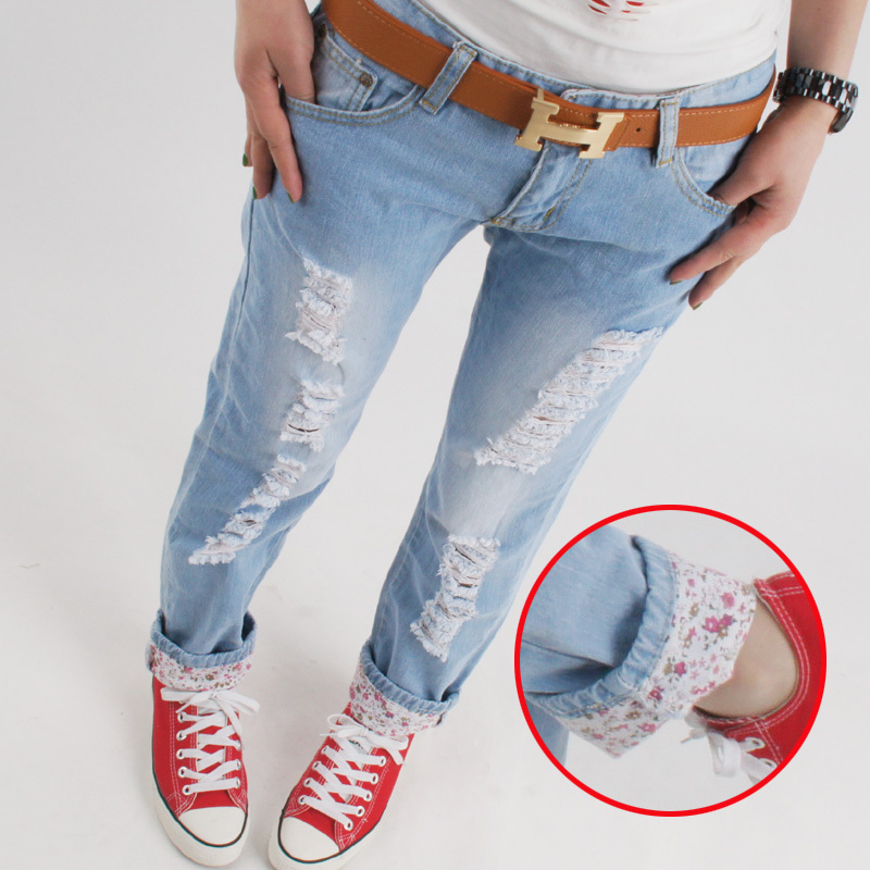 FREE SHIPPING! Retail and Wholesale! 2013 small roll up hem light color loose straight jeans (558) 26-30
