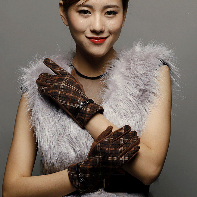 FREE SHIPPING Scotticize High quality fashion plaid leather buckle on wool thermal gloves finger gloves