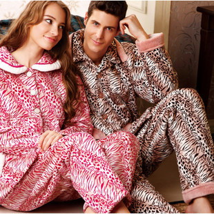 Free Shipping sleepwear women's coral fleece cotton-padded thickening lounge set z3643