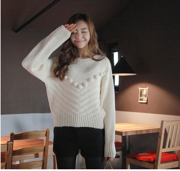 Free Shipping   small fresh hair balls interspersion pattern pullover casual sweater 9150 MY