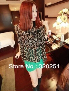 free shipping  Spring 2012 new European and American style splicing fifth sleeve black leopard chiffon bat sleeve shirt  a615 of