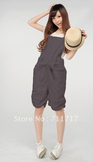Free shipping     Summer 2012 new han edition woman leisure straps shorts