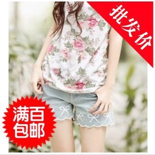 free shipping Summer wild pants Korean bow lace embroidered shorts hot pants hot selling