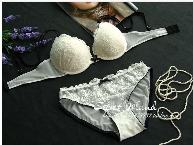 Free shipping sweet white flowers stereo Lace foreign trade underwear gather bra sets lasies sexy underwear