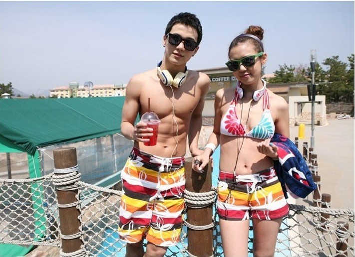 Free Shipping the price of two fire colored stripes couple beach pants ladies/men shorts of beach style trousers in stock
