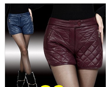 Free Shipping  Thickening of the Korean version of the new winter fashion Ms. Slim pressure Cotton Shorts