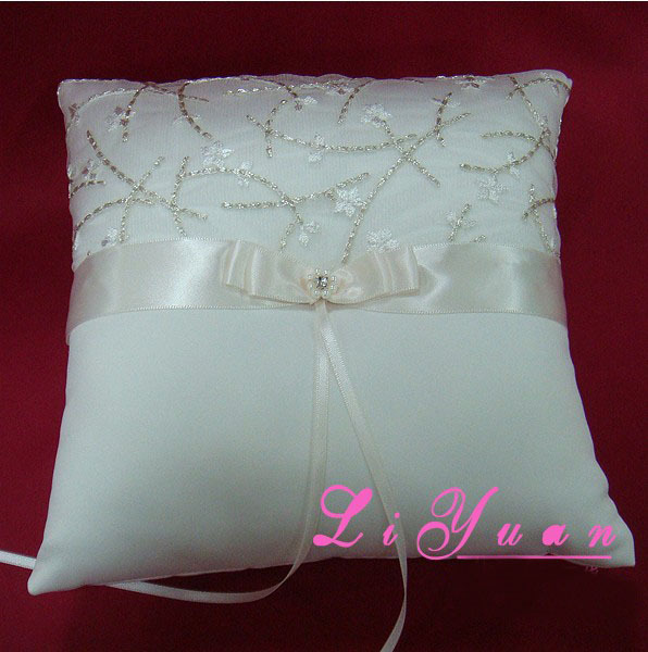 Free shipping , western Ribbon Lace Silver line Wedding Ring pillow