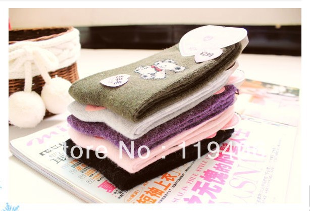 Free Shipping wholesale 100% cotton fashion lovely women's cartoon bear wool short socks / sock slippers / female sock