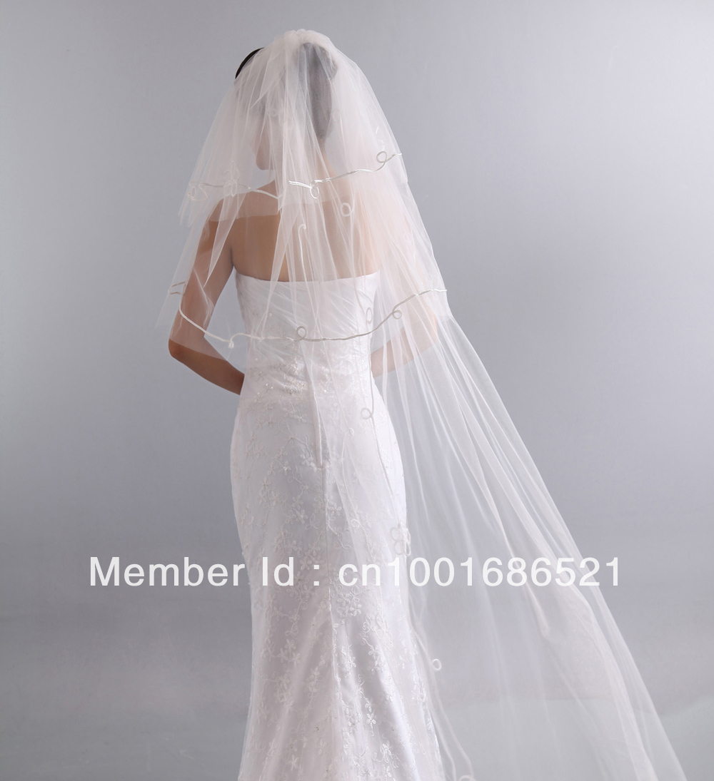 free shipping & wholesale 2013 new styel brige veil with beige color,Multi-layer 3 meters long,fashion wedding dress accessories