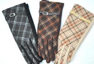 Free shipping wholesale fashion plaid leather buckle wool thermal gloves women's thermal gloves