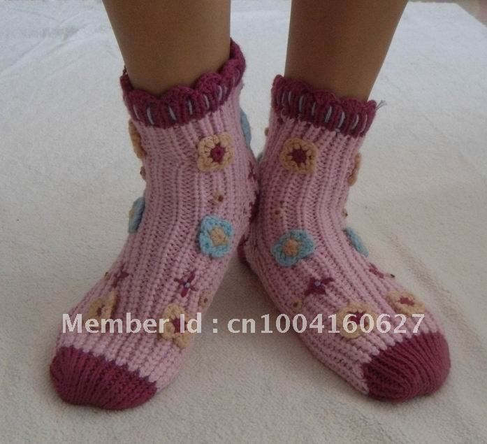 Free Shipping Wholesale Socks New Style 100% Handmaded Scosk Knitted Home Socks Jacquard Socks-Small Flower Application