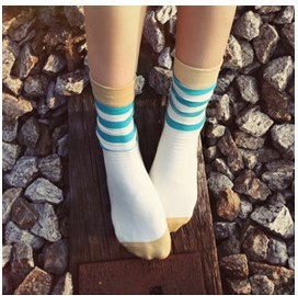 Free Shipping Wholesales Korea Lovely Temperament Meters Blue Striped Ladies Socks FC12248