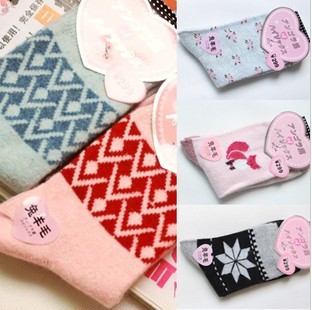 Free Shipping Wholesales Korea Snow Fox Flower Lattice Thicker Winter Cotton Rabbit Wool Socks FC12122