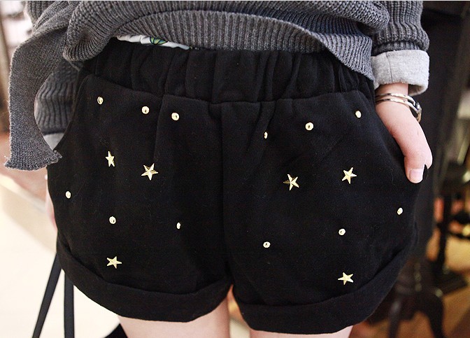 Free Shipping Winter all-match rivet five-pointed star pants plush roll-up hem woolen shorts(Black+Gray+Average)121218#23