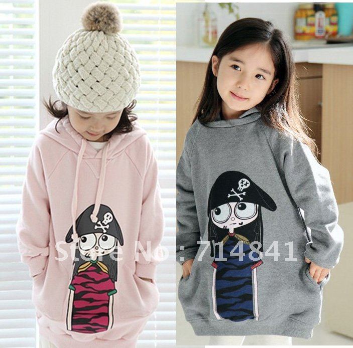 Free shipping winter girls fleece long garment/ lovely cartoon pirate girl pattern hoodies for children pink and dark grey