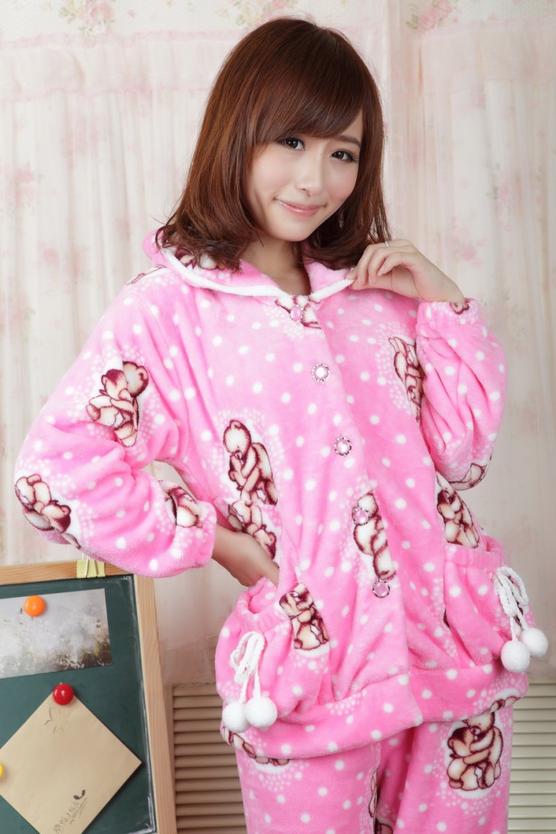 Free Shipping Winter Pajamas for Women Flannel Sleepwear Cartoon Bear Long-sleeved Pajamas Homewear Lovely Sets