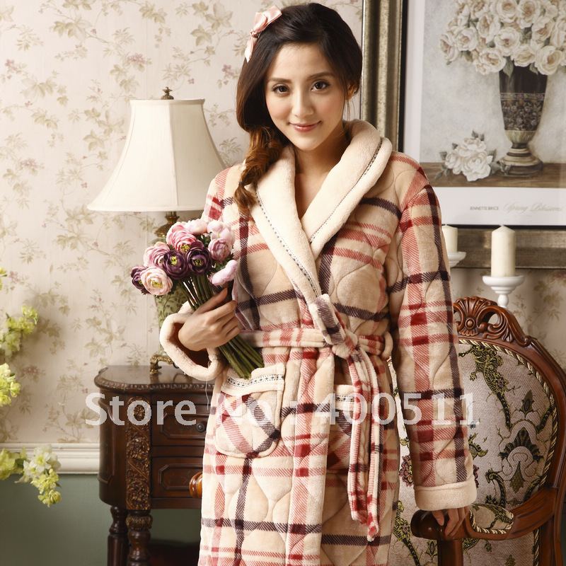 free shipping Winter paragraph women's elegant noble plaid thickening coral fleece cotton-padded sleepwear robe bathrobes QT0026