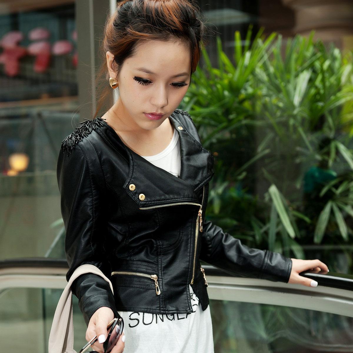 Free Shipping! Winter V-neck Slim Tassels Shoulder Women's Small PU Faux Leather Jacket B06657#