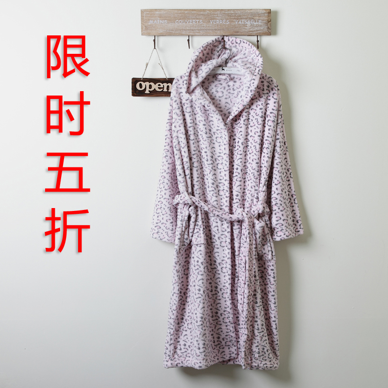 Free shipping Winter women's coral fleece sleepwear powder leopard print lounge lengthen thickening robe bathrobes