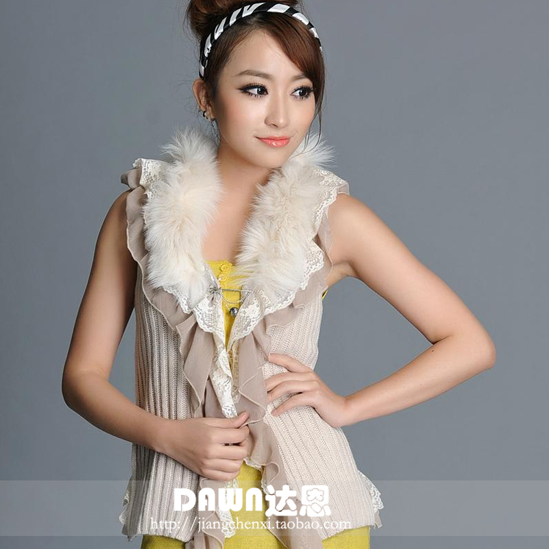 Free Shipping Women knitted sweater sleeveless sweater outerwear lace decoration fur collar vest Wholesale price