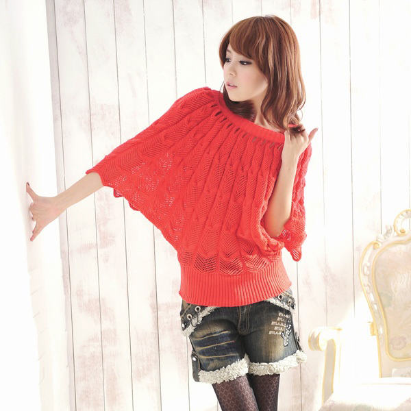 free shipping,women's 2012 autumn three quarter sleeve loose batwing shirt short design vintage sweater,retail/wholesale