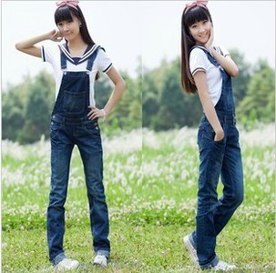 Free shipping women's casual overalls, wild and loose lovely piece pants, jeans