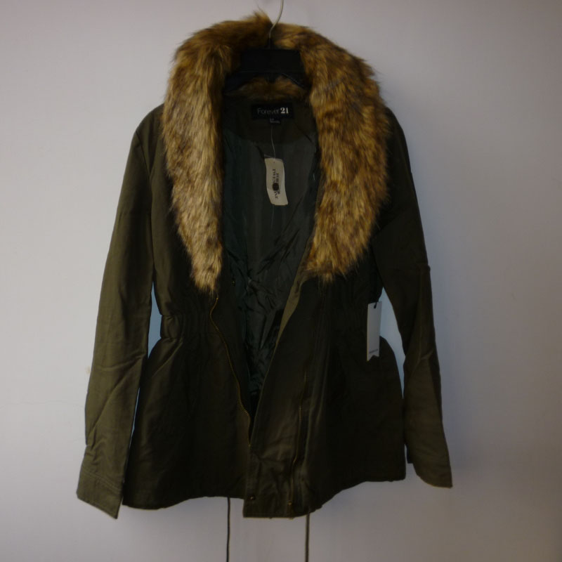 Free Shipping Women's F21 large fur collar Army Green trench   spring 4080 Outerwear