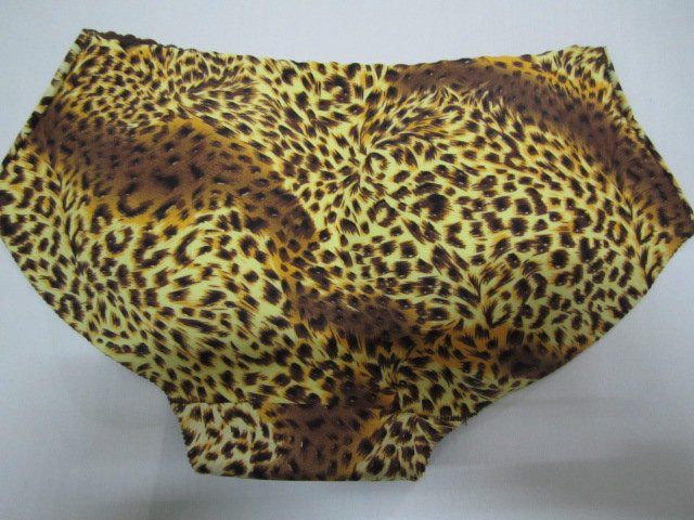 Free shipping/women's underwear one-piece panties  padded buttocks panties hold up your hip padded panty36pcs/lot