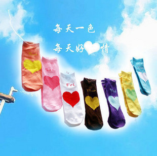 Free shipping womens lovely heart shape summer weekly socks from Monday to Sunday 7pairs/set free size
