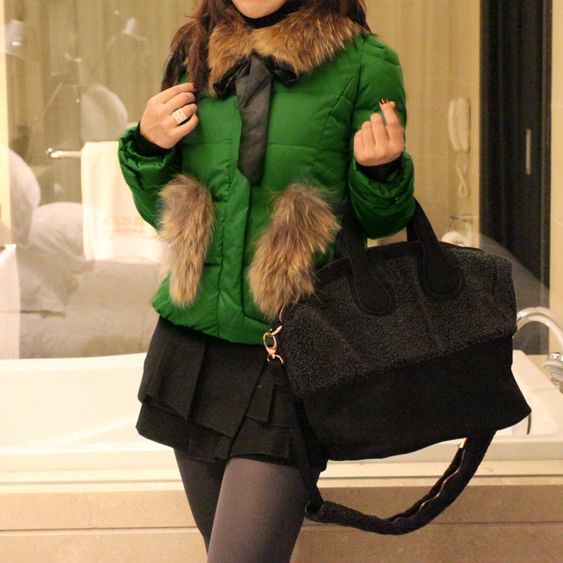 Free shipping! X2 fox fur detachable design short down coat female