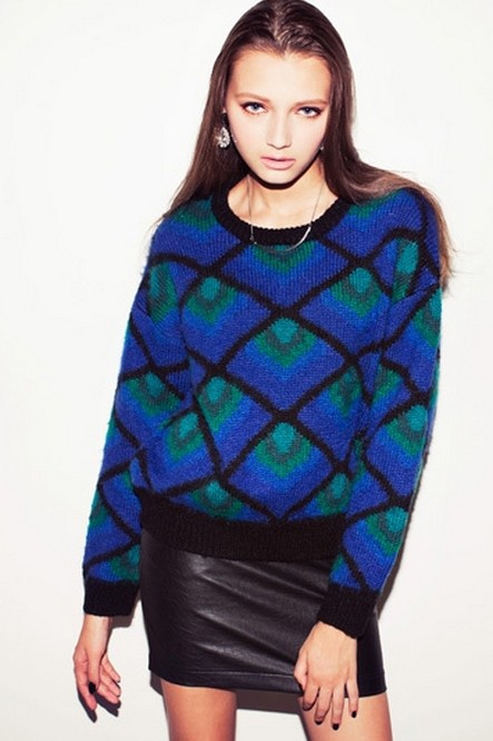 Free  shoping  Fashion color diamond lattice loose pullover..TB 2999