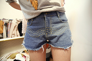 Freeshipping 2012 women's summer retro finishing embroidery small wave flash denim shorts