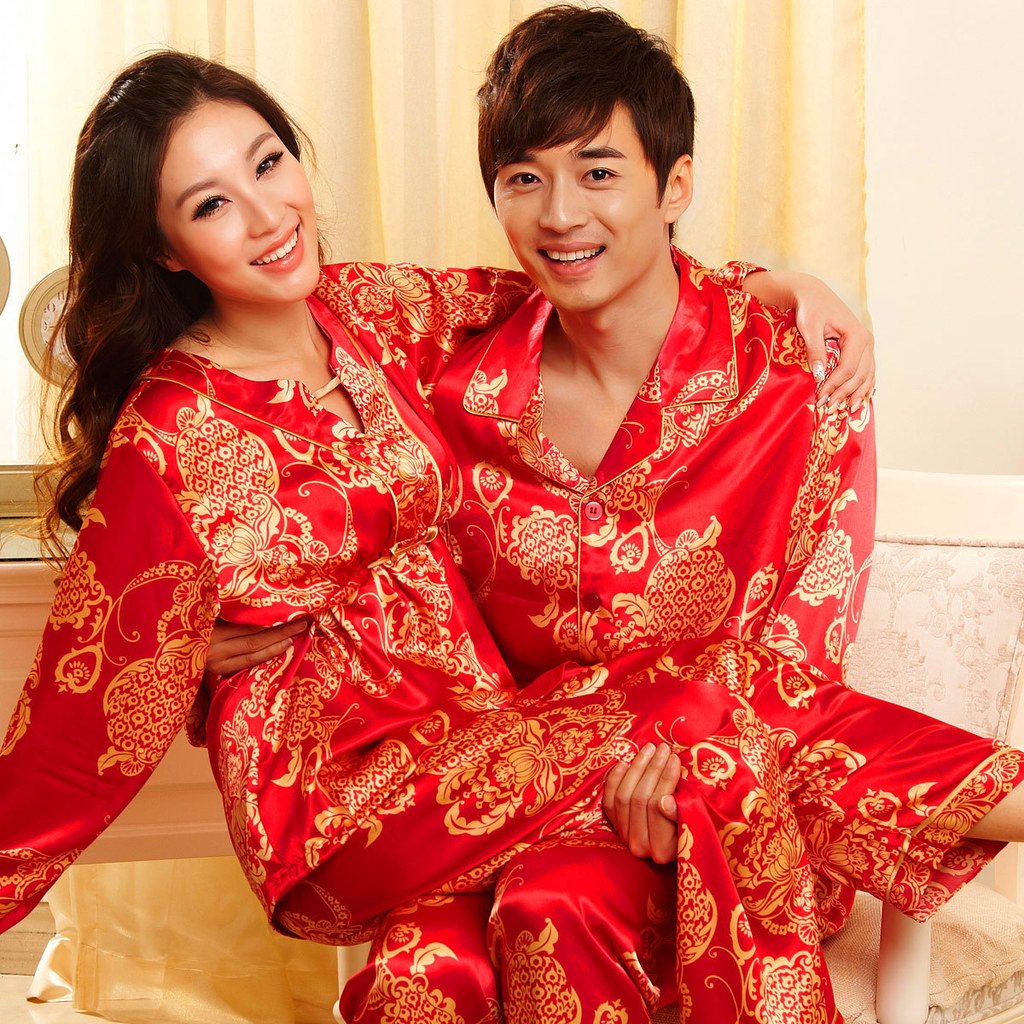 freeshipping Faux silk sleepwear lounge quality silk red marry sleep set .