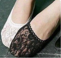 Freeshipping  NEW2012,women's fashion short lace socks ,black and white color slipper socks