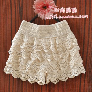 Freeshipping Sweet  Lace Crochet Flower Shorts leggings / Hot pants Black and beige color