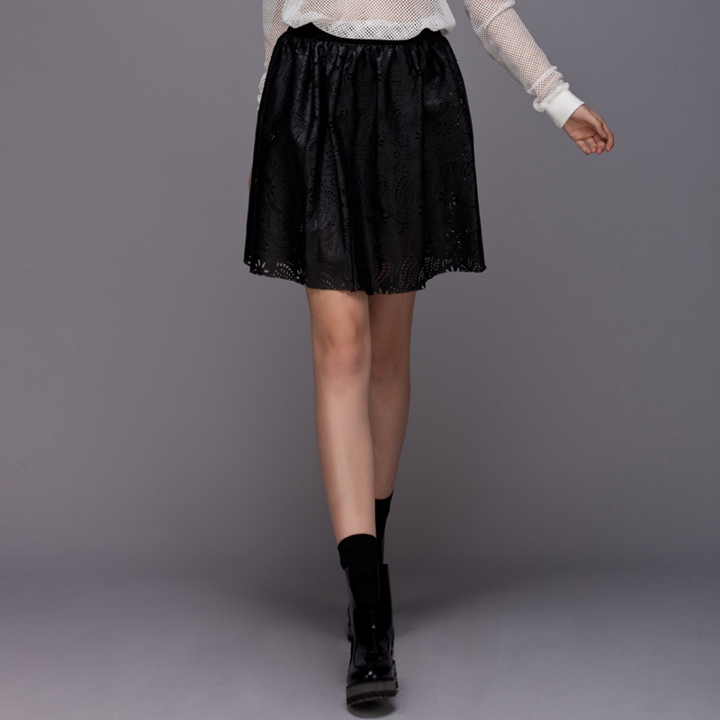 Frontrowshop cutout decorative pattern faux leather involucres short skirt half-skirt female
