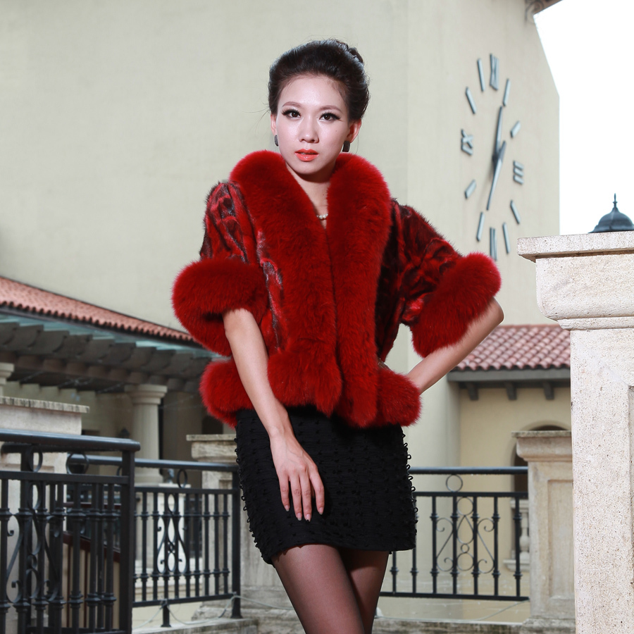 Fur mink fight mink fox fur ladies cape