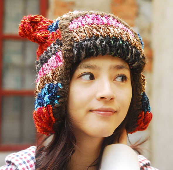 Good quality hand made winter knitted hat, fashionable and warm, Free shipping