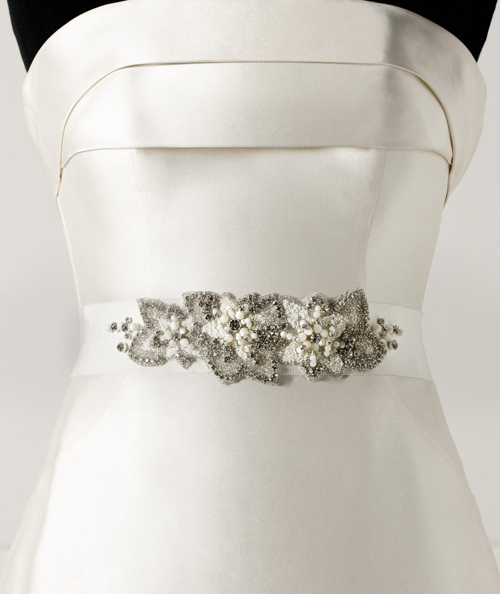 Hand Made Heavily Beaded Satin Ribbon Beautiful Wedding Dress Belt with Crystal Wedding Sash
