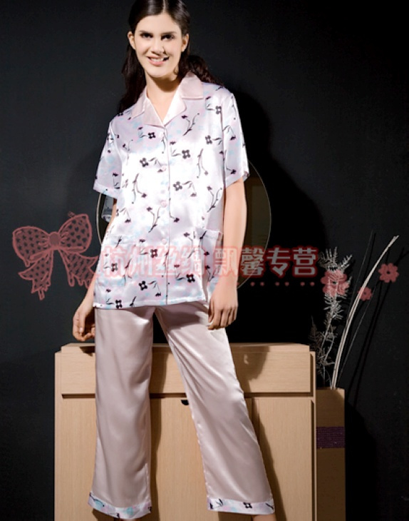 Heavy silk turn-down collar short-sleeve ankle length trousers women's sleep set 8027 free shipping