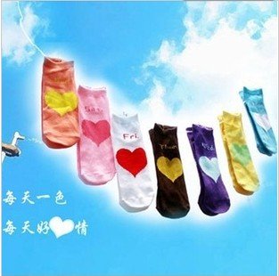 High Quality Love Sunday seven pairs of good socks socks seven days a good mood socks wholesale