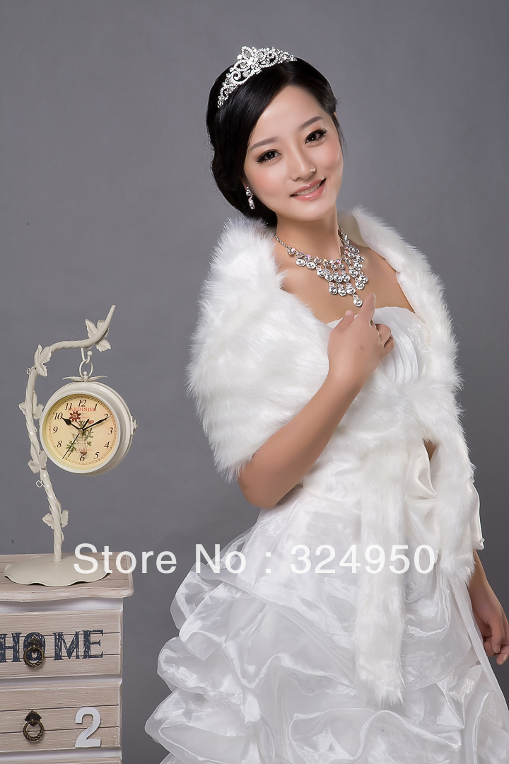 High Quality Winter White Faux Fur Long Tail Coat Wedding Jackets Bridal Shawls YZ122211