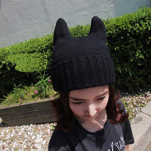 Horn hat autumn and winter knitted hat knitted hat cap demon cat ears hat 85g Free shipping by CPAM