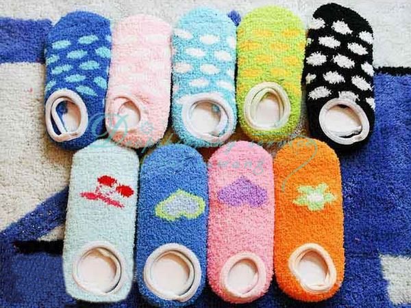 Hot 10 pairs fashion thickened cartoon coral cashmere female socks floor socks towels socks